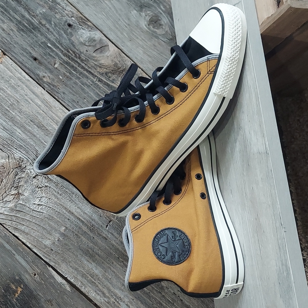 Converse Chuck Brown Men's Sneakers
